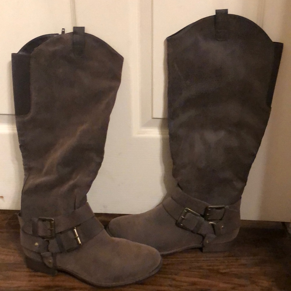 Riding boots